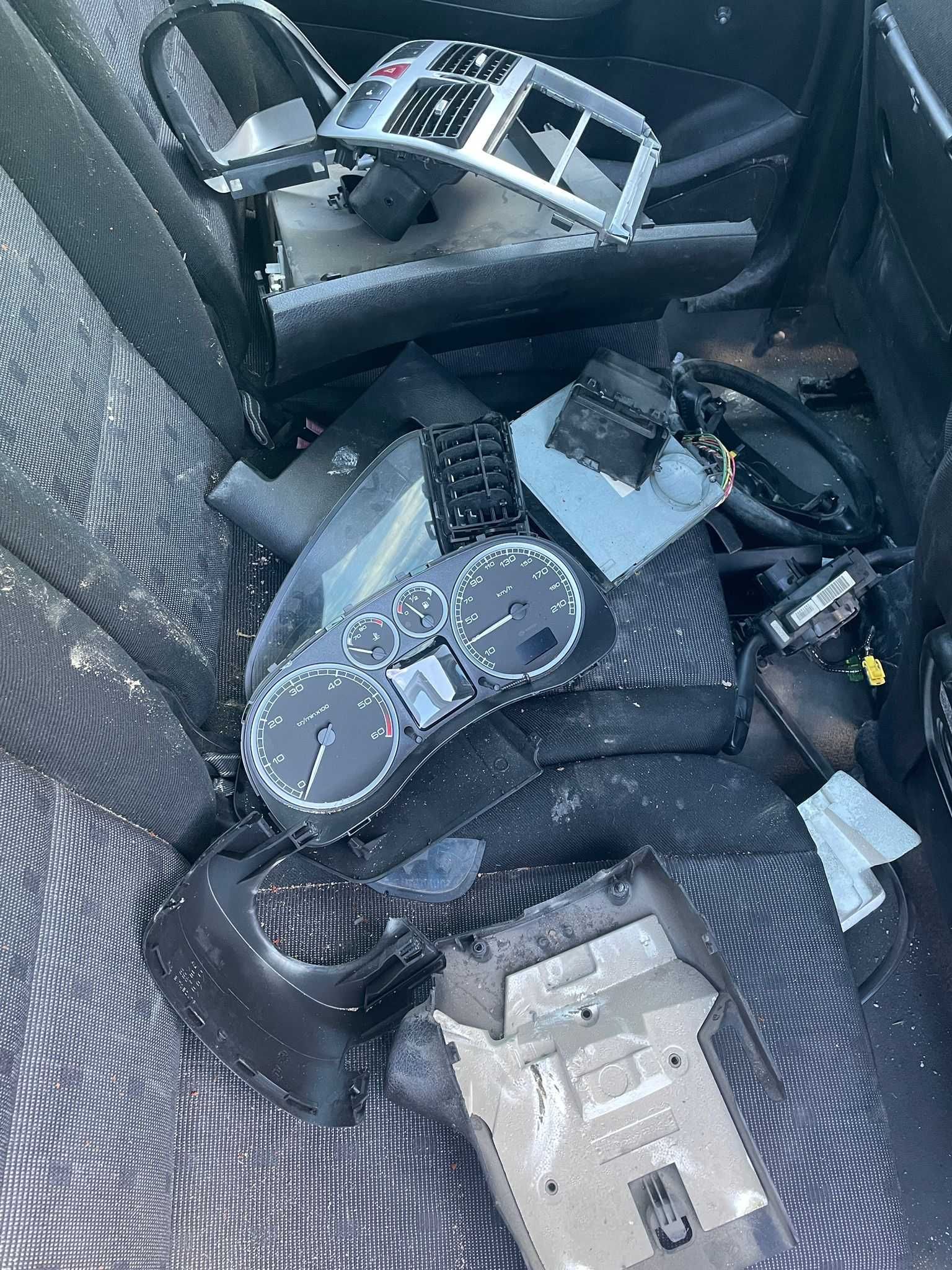 Пежо 307SW 2.0хди 136кс на части /peugeot 307sw 2.0hdi 136ks na chasti ...
