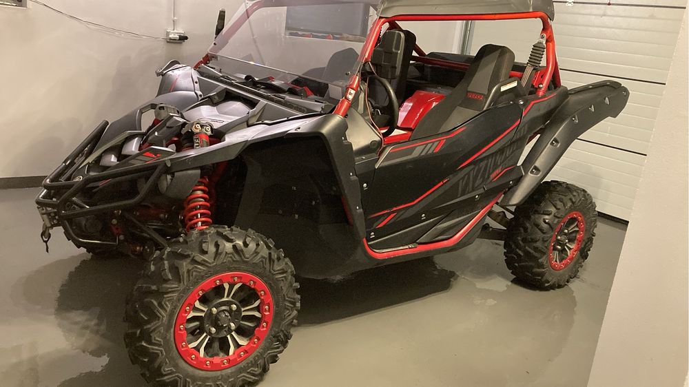 Yamaha yxz1000 sxs