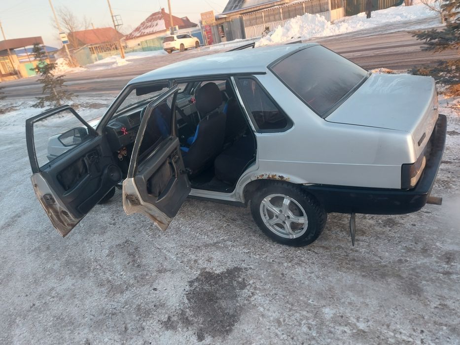 21099 продам или обмен предлагайте  варианты