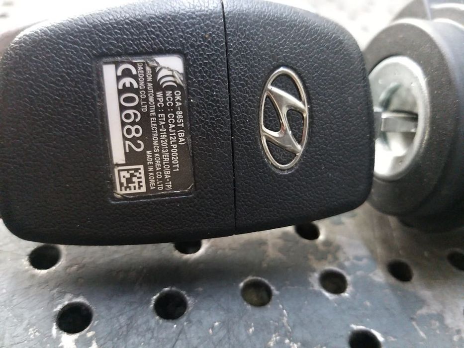 Contact auto cu cheie hyundai i10 ba ia 865tba