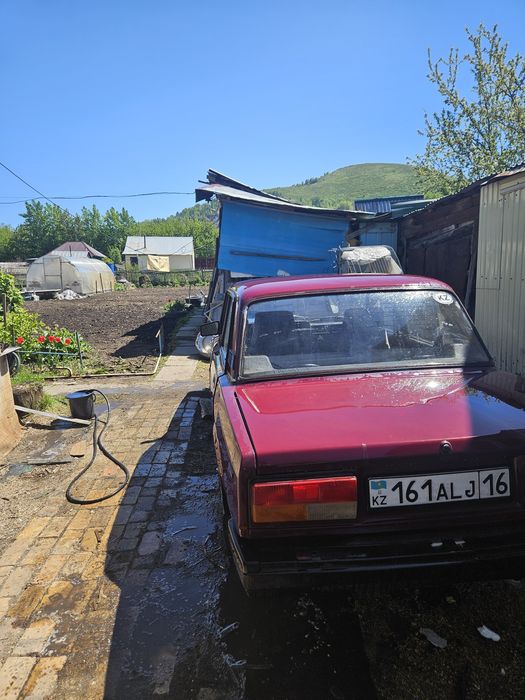 Продам Жигули 2107