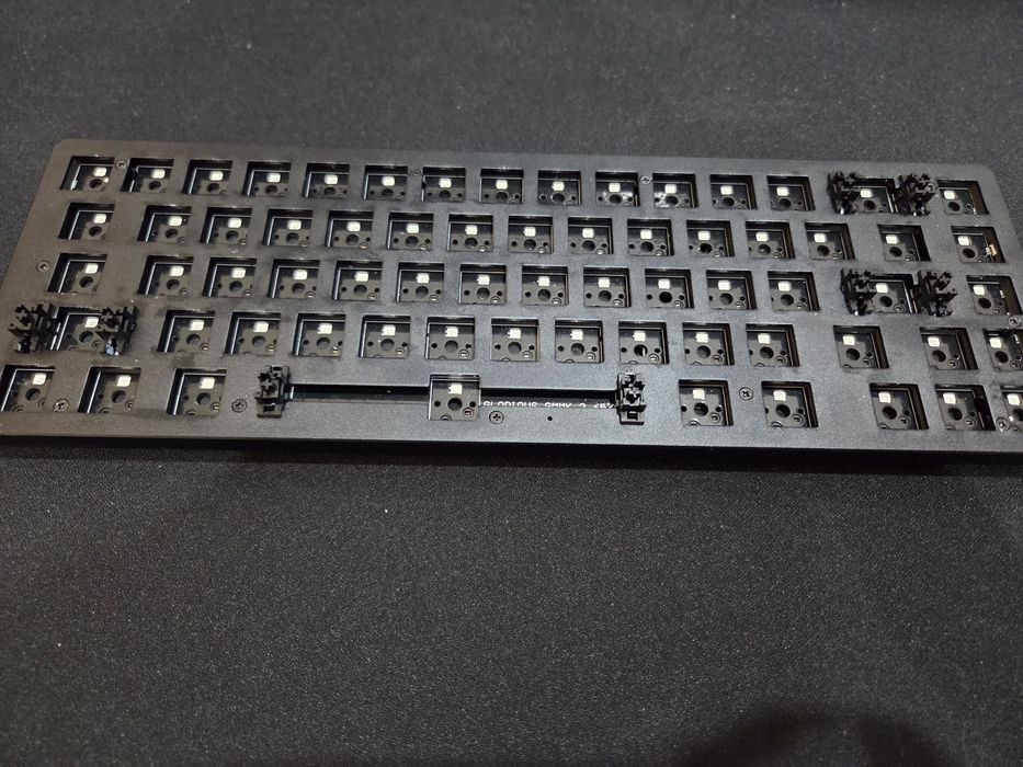 Кастомная клавиатура Glorious GMMK2 Compact