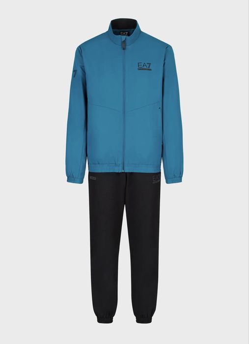Спортивный костюм Armani EA7