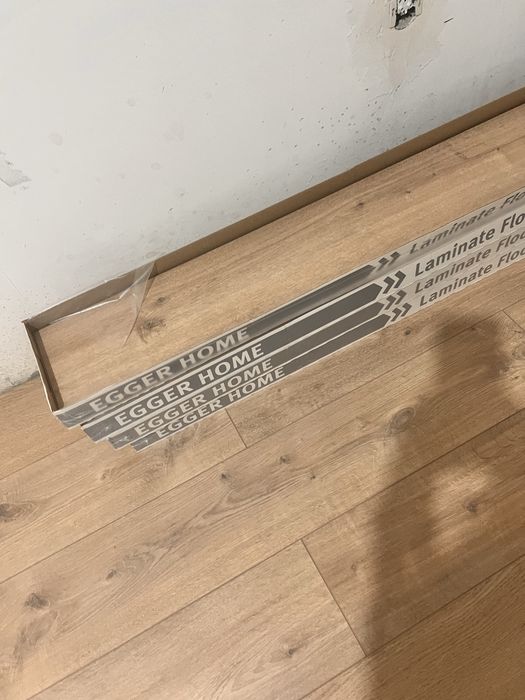 Продается ламинат