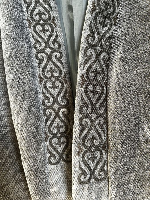 Чапан, шапан 52-54р, срочно