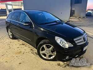 Продавам Мерцедес Бенц R 320