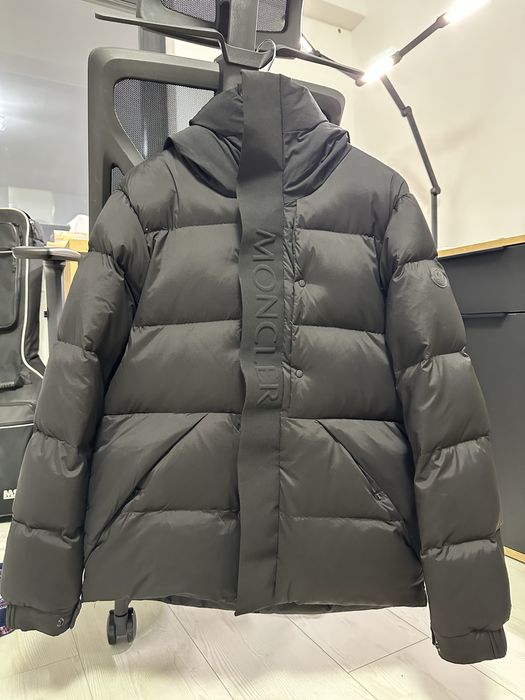 Moncler Madeira Hooded Short Down Jacket