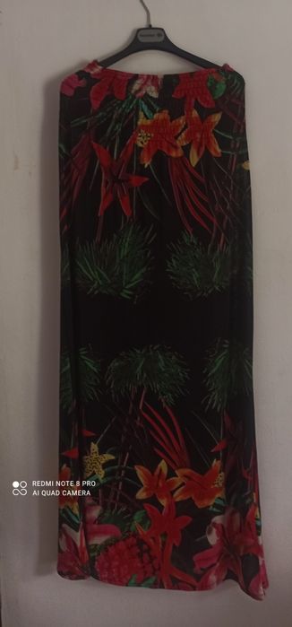 Rochie lunga de plaja in conditii bune.