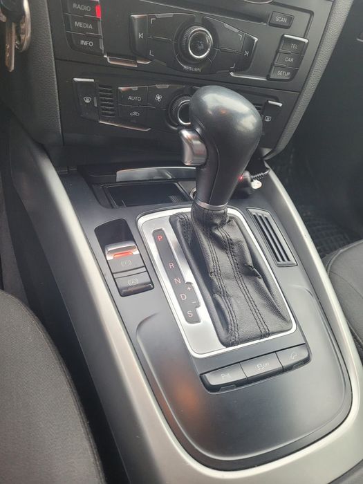 Vând AUDI q5 -preț negociabil