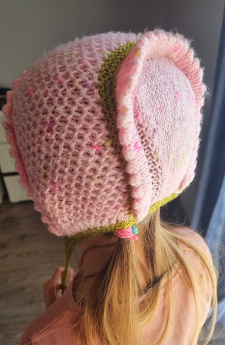 Căciulițe impletite  fetițe 3-6 ani