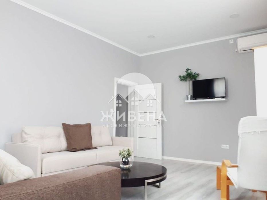 Продава се Четиристаен апартамент в Варна, Център - 200 кв.м за 2000 €/кв.м - Снимка #6