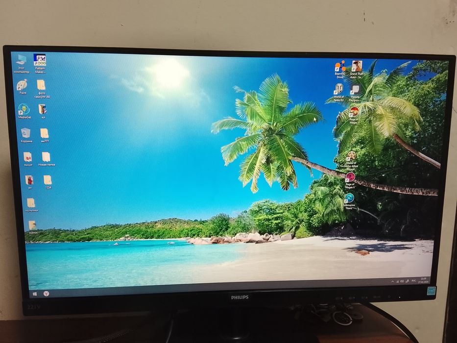 Philips монетор без рамок 22дюйма