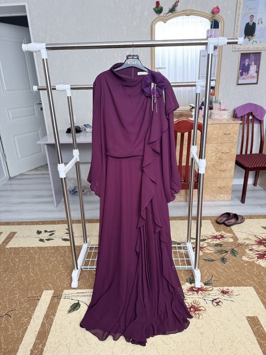 Вечерние платья