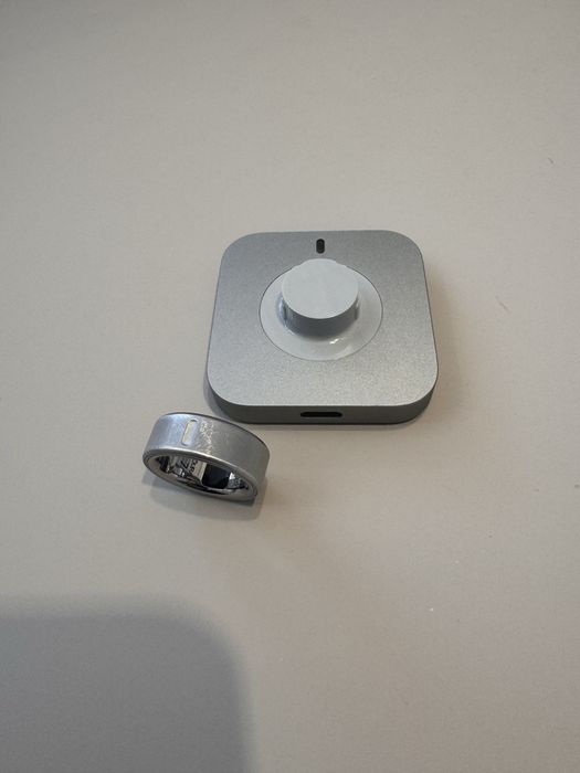 Продам смарт-кольцо oura ring 4