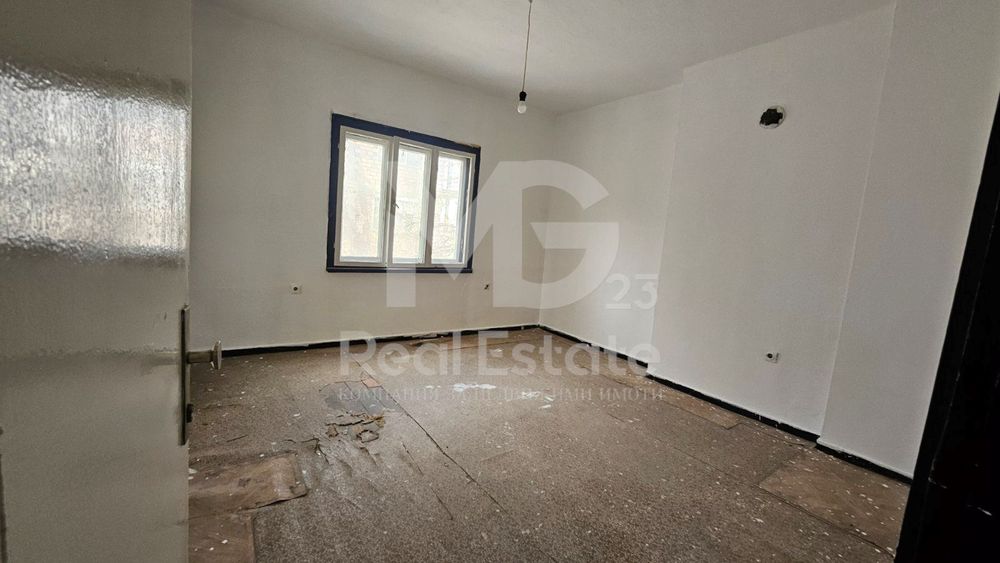 Етаж от къща в Пловдив-Каменица 1 площ 158 цена 292000