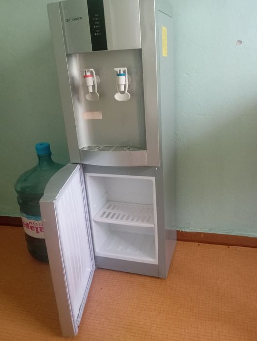 Кулер ALMACOM , в отличном состоянии