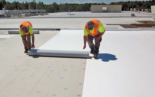 Рулонный битумно-полимерный материал