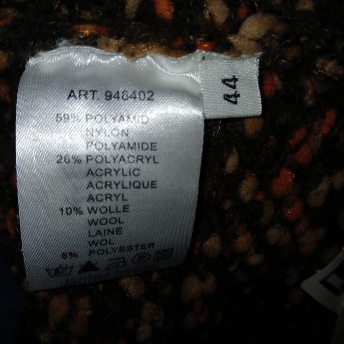 Pulovar nou  cu lana