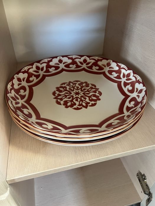 Сдается двухэтажный коттедж с сауной