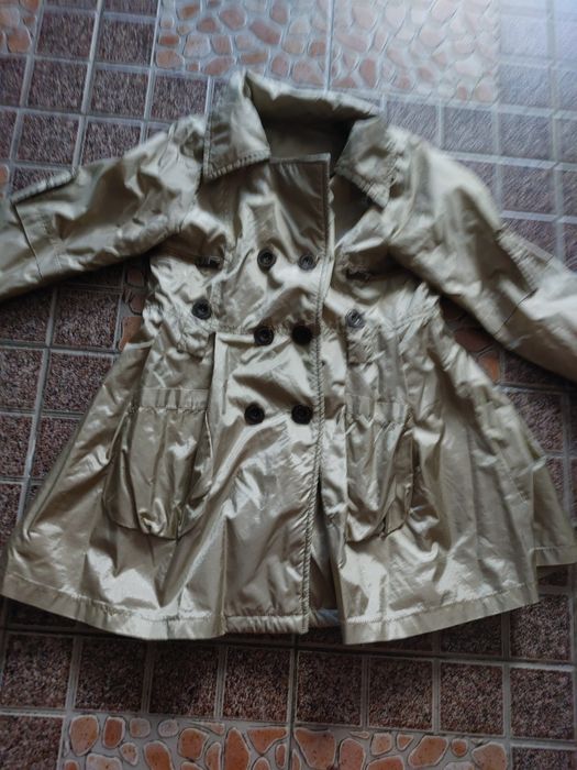 Яке за момиче есенно