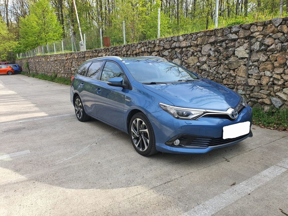 Toyota Auris Combi Hybrid