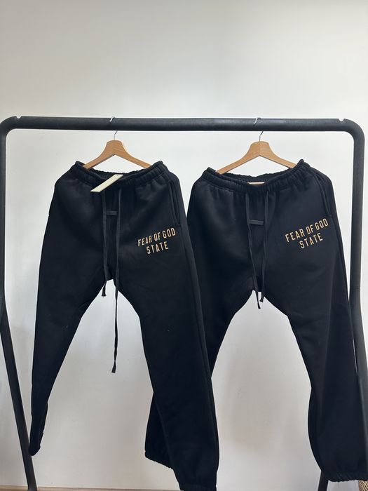 150 lei M/L Pantaloni de trening Essentials Fear of God