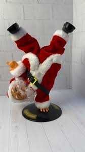 Дед Мороз подарок новый год Танцующий, на веревке и на лестнице