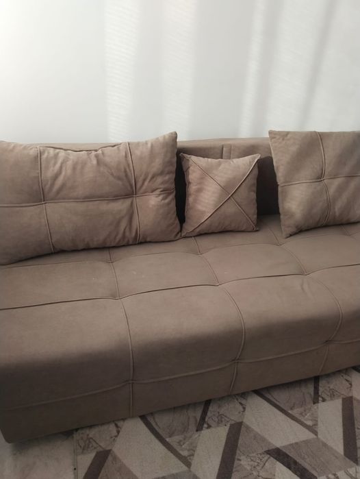 Продам диван в отличном состоянии