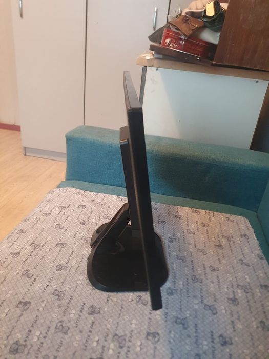 Монитор 24д. LG Ips