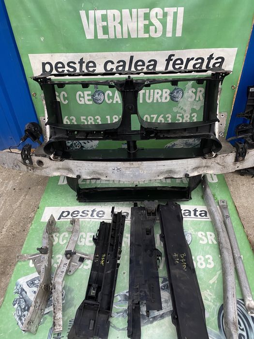 Armătură bară față  BMW X6 F16