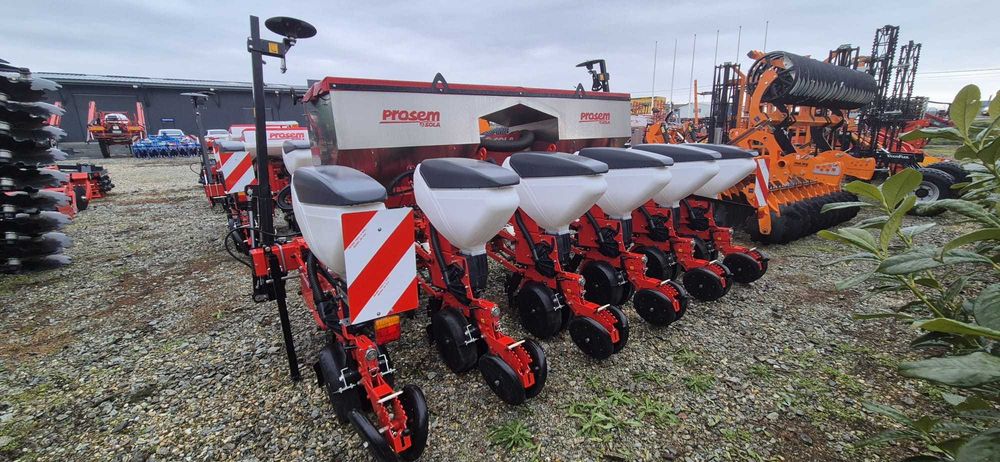 Semanatoare Prasitoare Sola Prosem K 6 Randuri cu Fertilizare