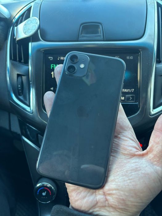 Iphone 11 продам