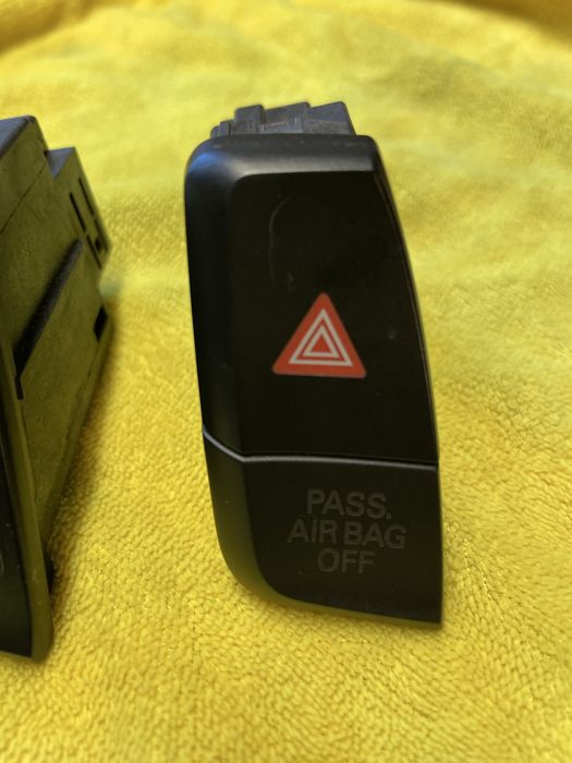 Buton releu avarii audi a4 b8 audi a5 8t
