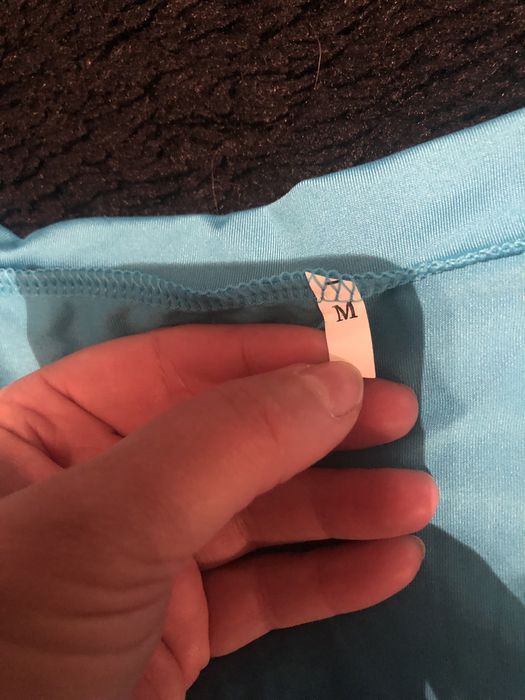 Vand tricou marimea M