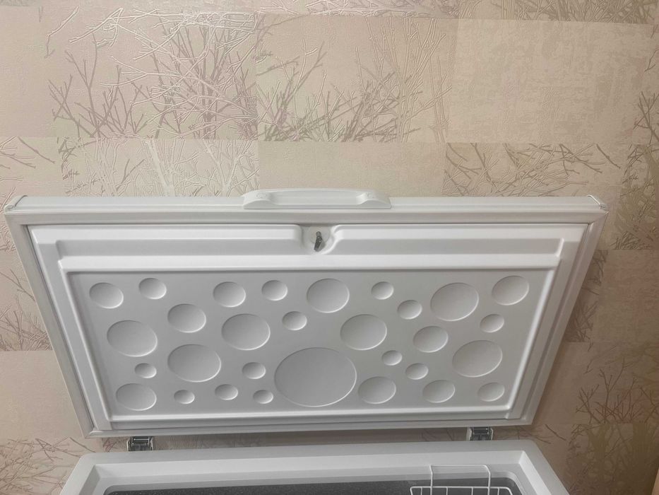 Морозильный ларь Haier 203R