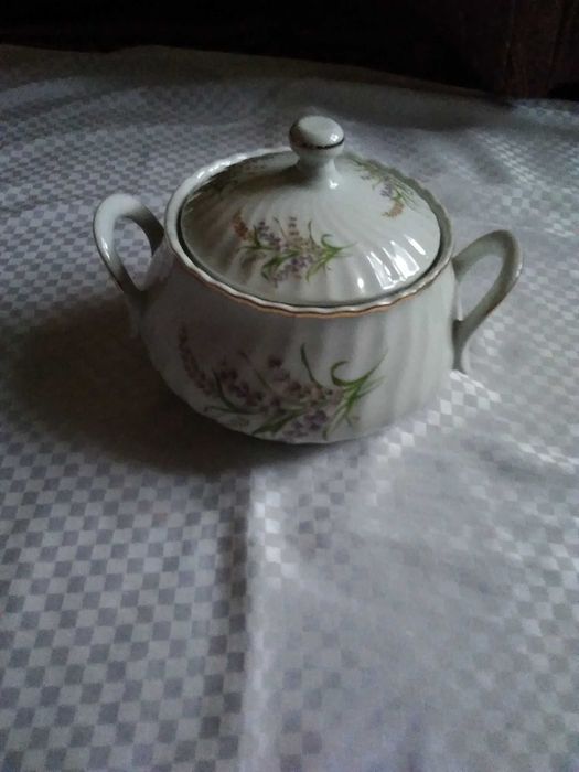 Супници порцеланови-2 бр.