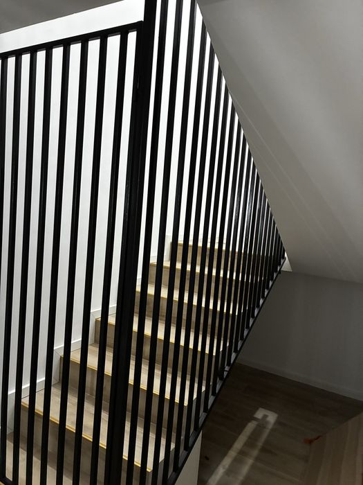 Riflaj metalic,balustrade,balcoane,porți, Scări,trepte fag