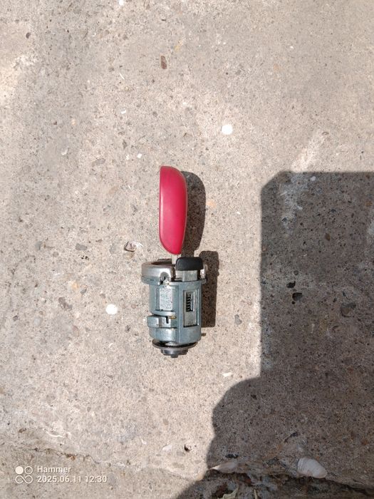 Продавам патронник с ключ за fiat punto fiat bravo