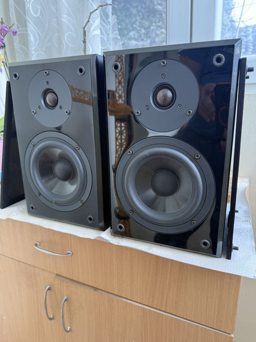 Yamaha NX-E400 Тонколони