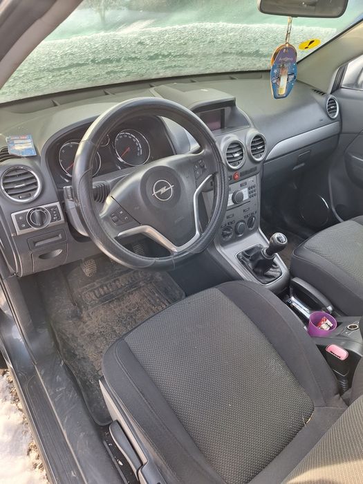 Dezmembrez opel antara