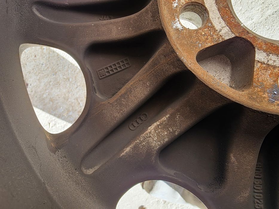 Jante aliaj originale audi cu cauciucuri vara Continental 195/65R15