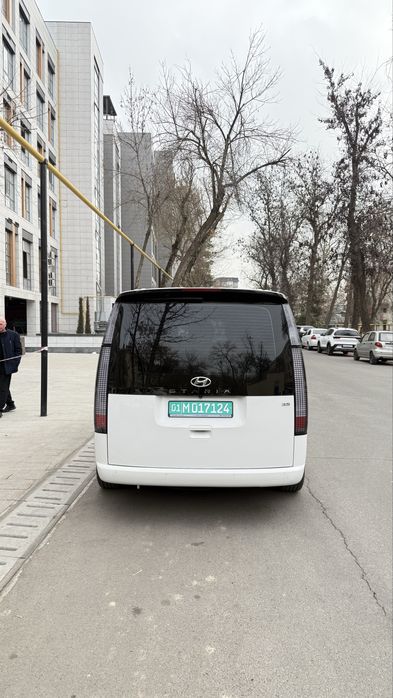 Фул позиуия Hyundai Staria в идеальном состоянии