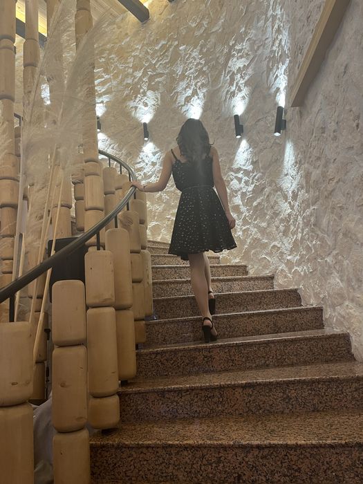 Lucy черна оригинална елегантна рокля