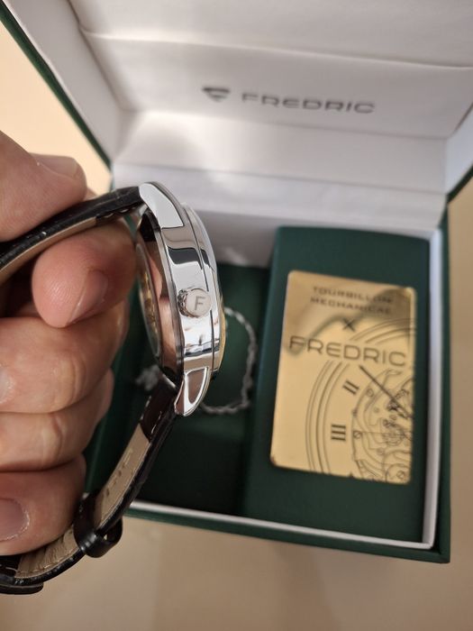 Ceas automatic Fredric Automatic din Lexington Collection (Model: 3502 Lexington White)