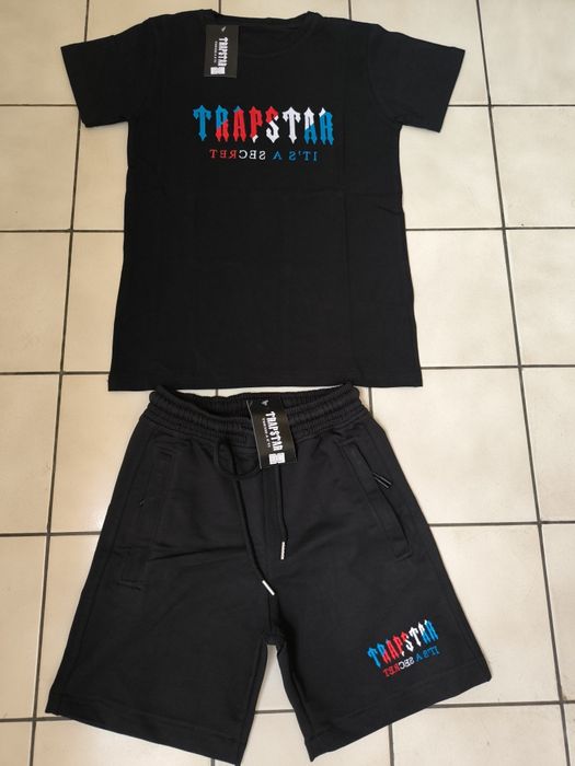 Тийнейджърска тениска, къси панталони или комплект TRAPSTAR от памук 140 - 4XS, 146 -3XS, 152 - 2XS 158