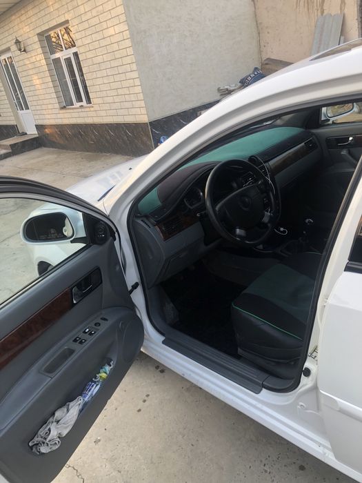 Lacetti sotiladi 2006 koreyskiy mexanika lookli