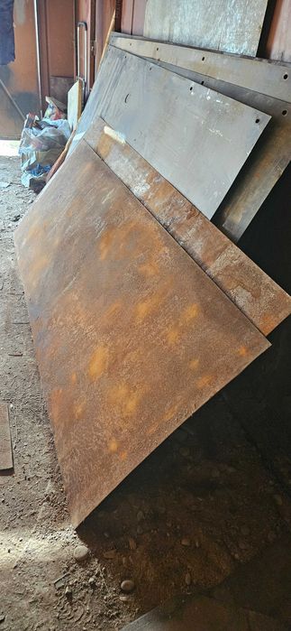 Продам  листы металла