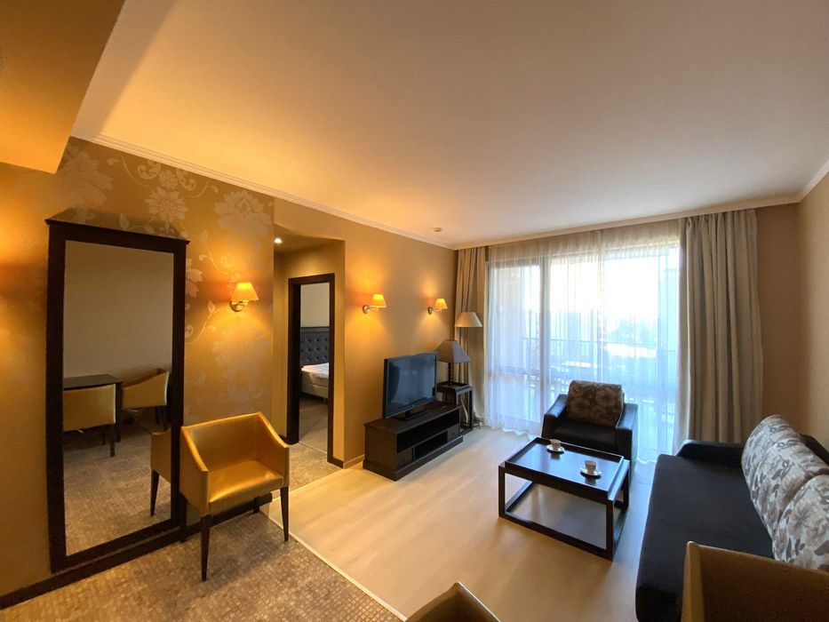 Дава се под наем Двустаен апартамент в к.к. Слънчев бряг - 72 кв.м за 110000 € - Снимка #1