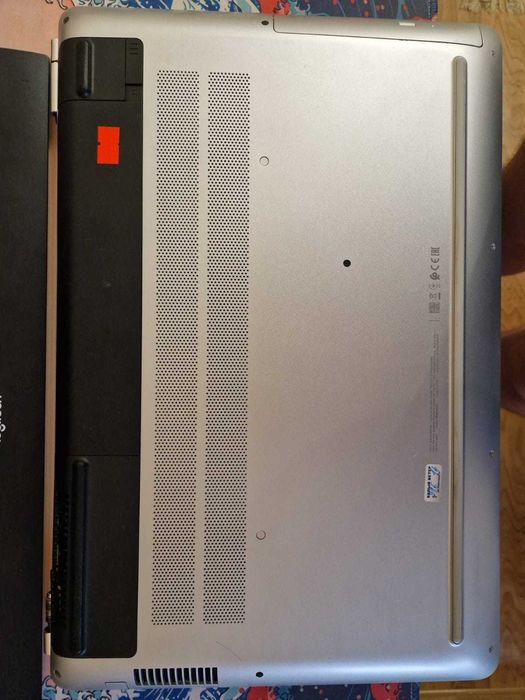 Ноутбук HP(бу есть дефекты)