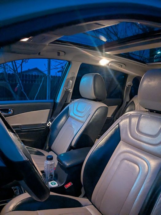Vând Renault Koleos